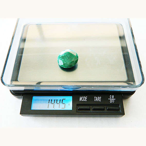 Round 14.45 Carat Natural Emerald Stone 1