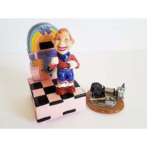 Howdy Doody Music Figurine 1