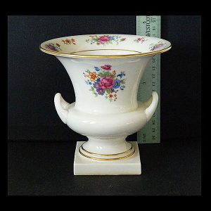 Lenox Floral Planter 1