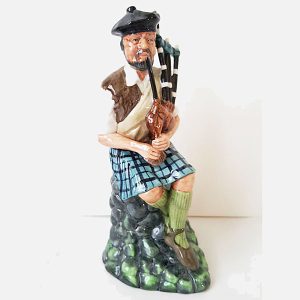 Royal Doulton The Piper Figurine 1