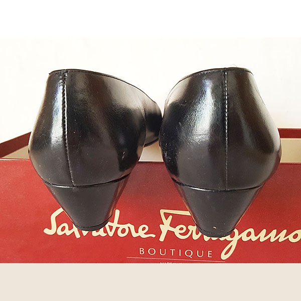 Salvatore Ferragamo Black Leather Ladies Shoes 20930 6