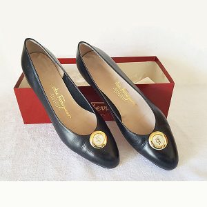 Salvatore Ferragamo Black Leather Ladies Shoes 23190 1