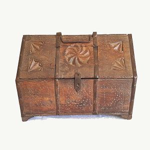 Wood Treasure Chest 1